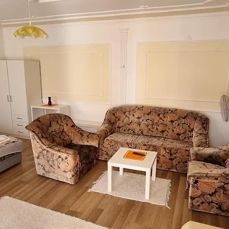 Bango Vendeghaz Guest house