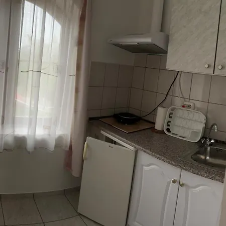 Πανσιόν Bango Vendeghaz Hévíz