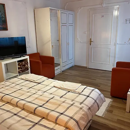 Bango Vendeghaz 3* Hévíz