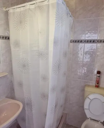 Πανσιόν Bango Vendeghaz 3*