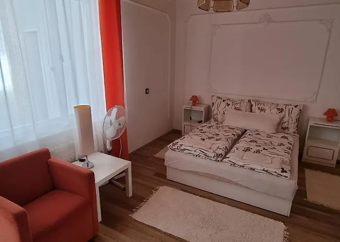 Bango Vendeghaz 3* Hévíz