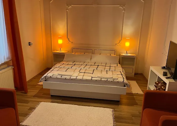 Bango Vendeghaz Гостевой дом 3*