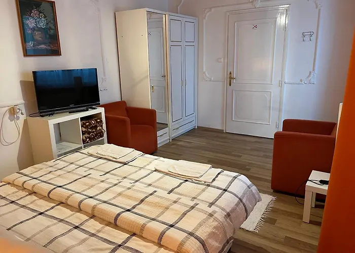 Bango Vendeghaz 3* Hévíz